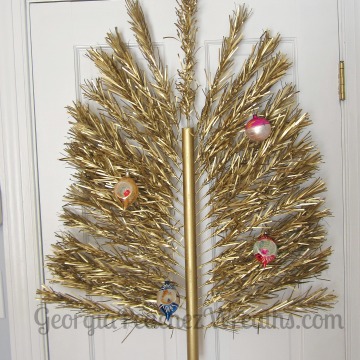 My DIY Gold Peacock Aluminum Christmas Tree